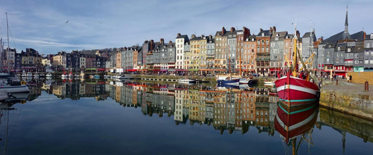 Trouville Sur Mer Vue Sur La Touque Exterior photo